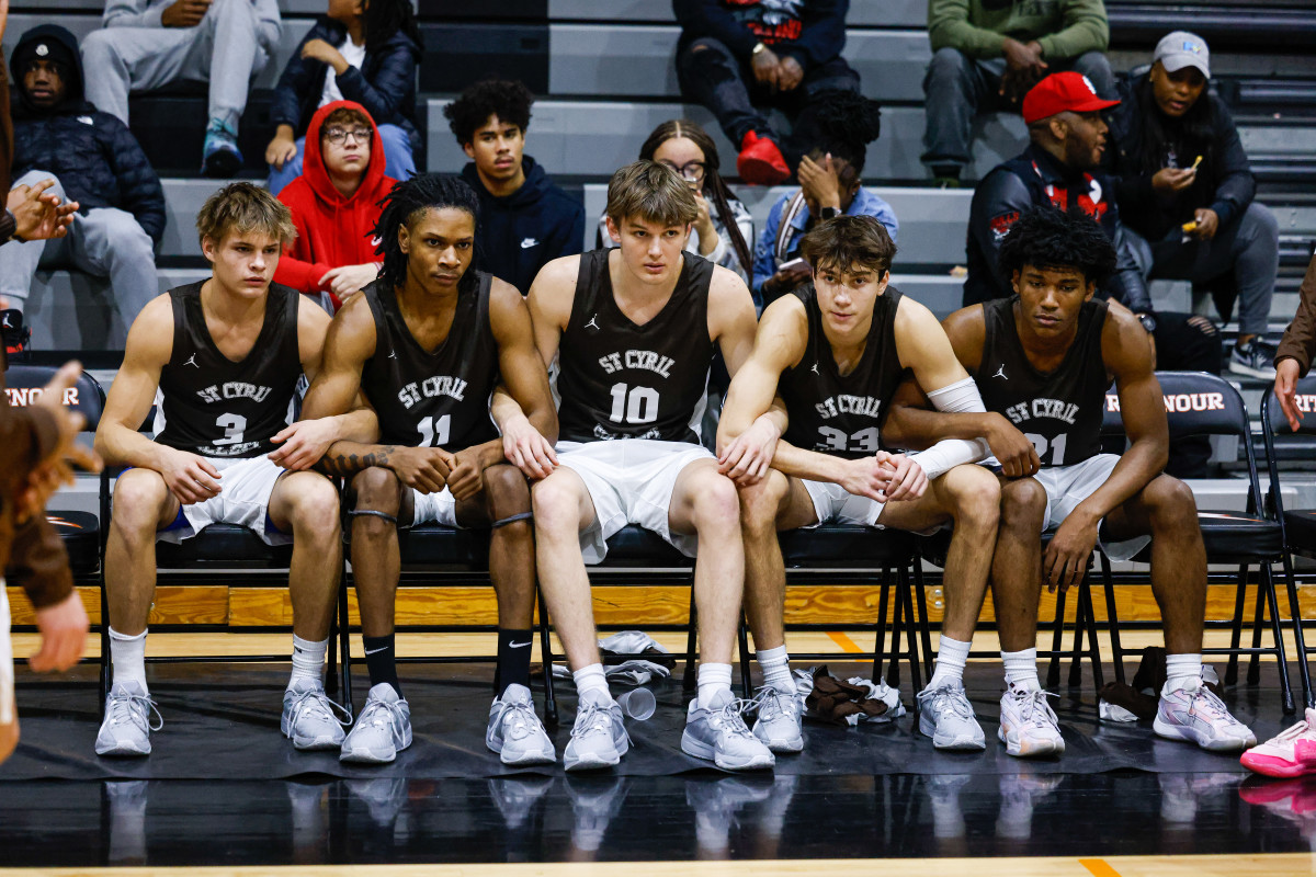 Webster Groves Missouri Mount Carmel Illinois boys basketball December 16 2023 Nate Latsch 24990